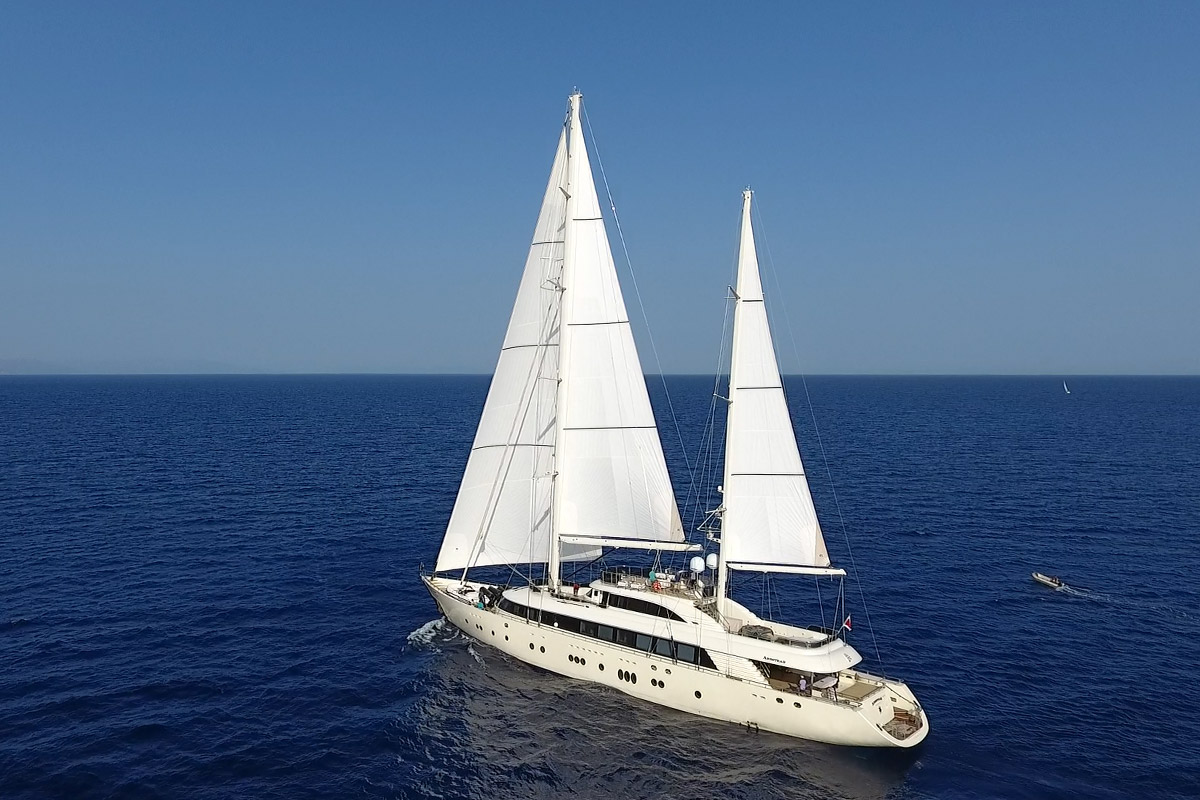 aresteas sailing image