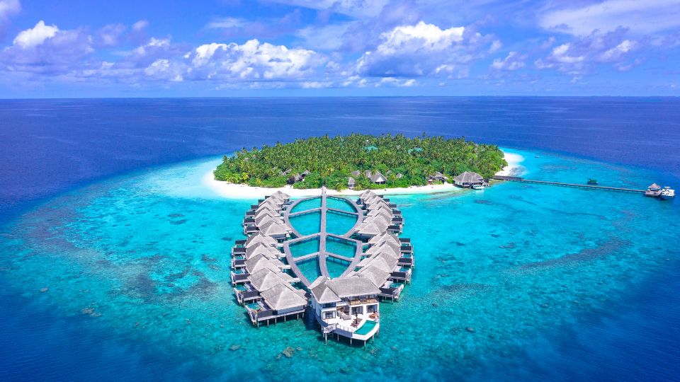 Maldives Winter Yachting