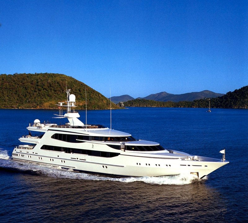 Motor yacht LAZY Z On Charter