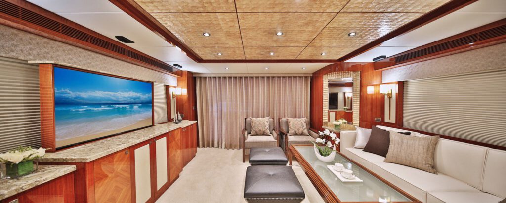 JOHNSON 80′ FLYBRIDGE W/HYDRAULIC PLATFORM