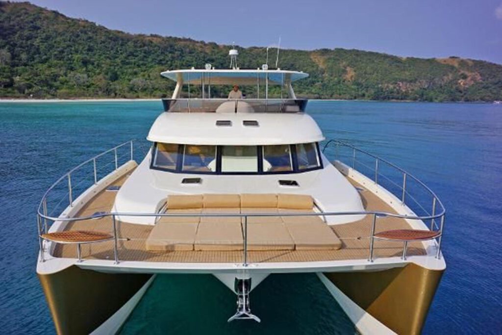 2021 HELIOTROPE NL 70 SOLAR ELECTRIC