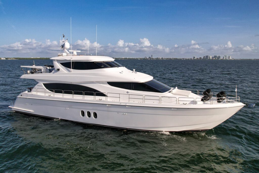 HATTERAS 80 MOTOR YACHT