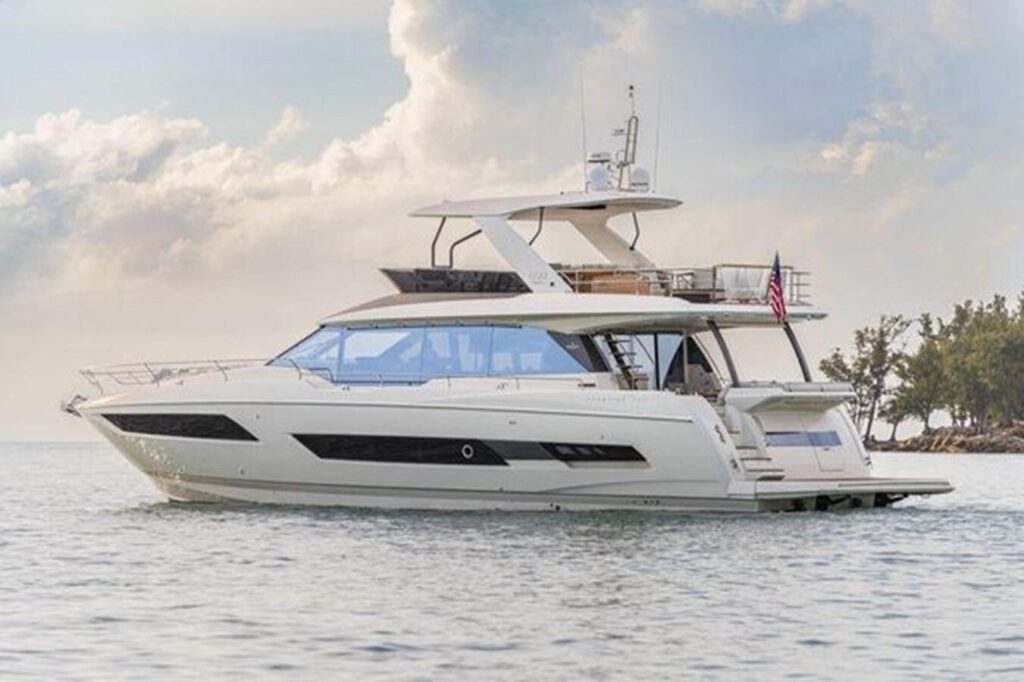 2021 PRESTIGE 690