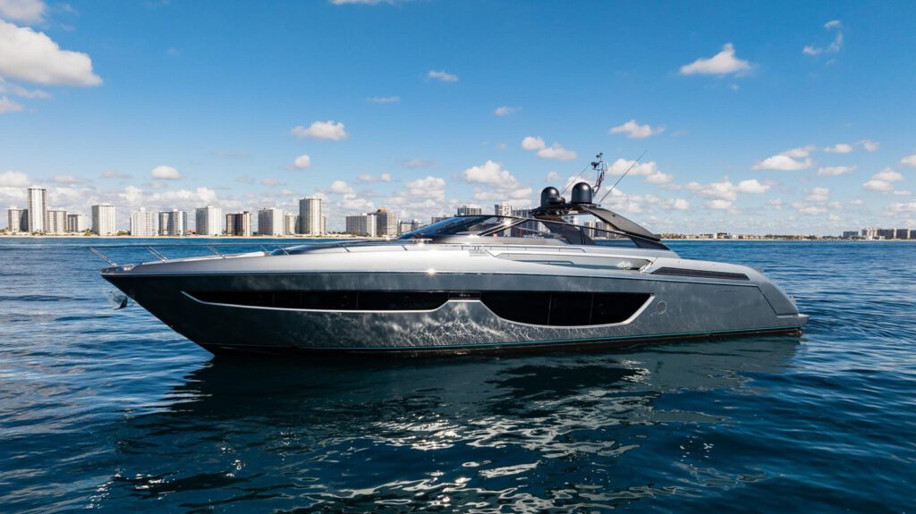 2021 RIVA 76′ BAHAMAS
