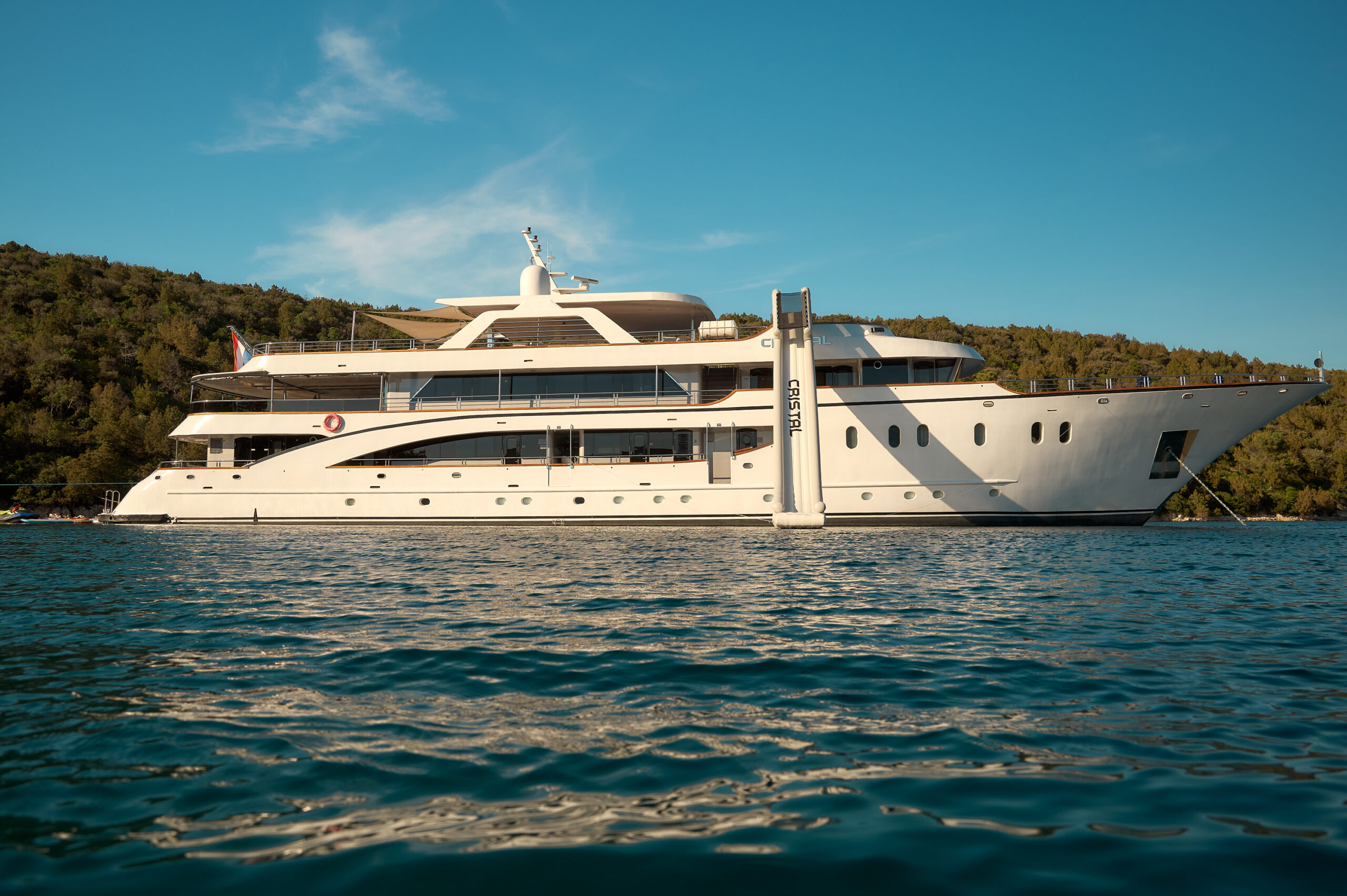 cristal-yacht-charter-croatia