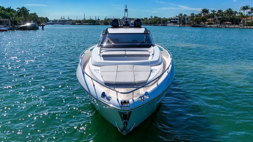 RIVA 76′ BAHAMAS