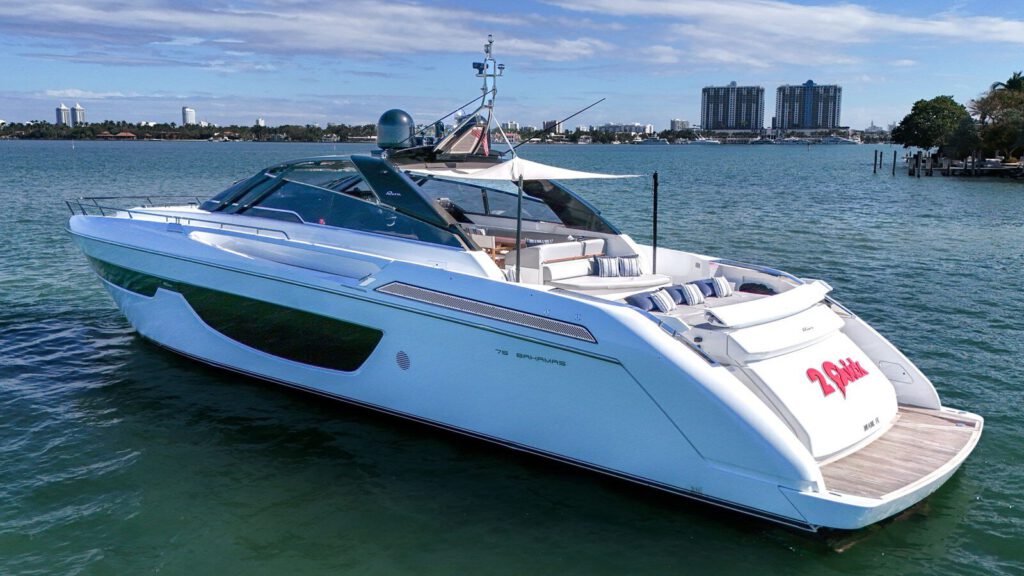 RIVA 76′ BAHAMAS