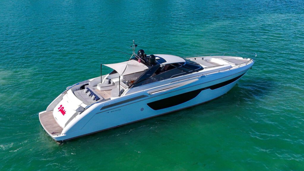 RIVA 76′ BAHAMAS