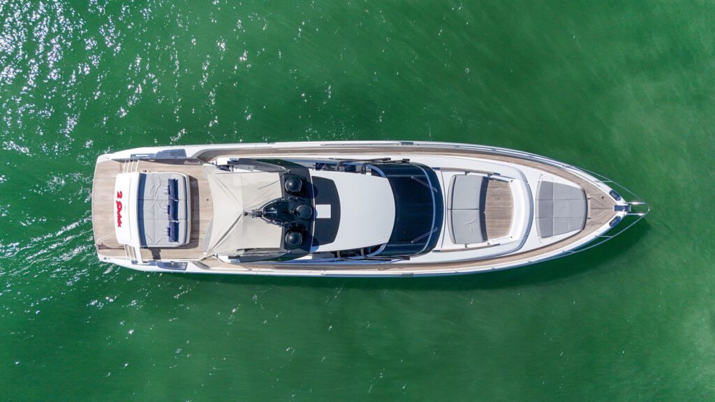 RIVA 76′ BAHAMAS