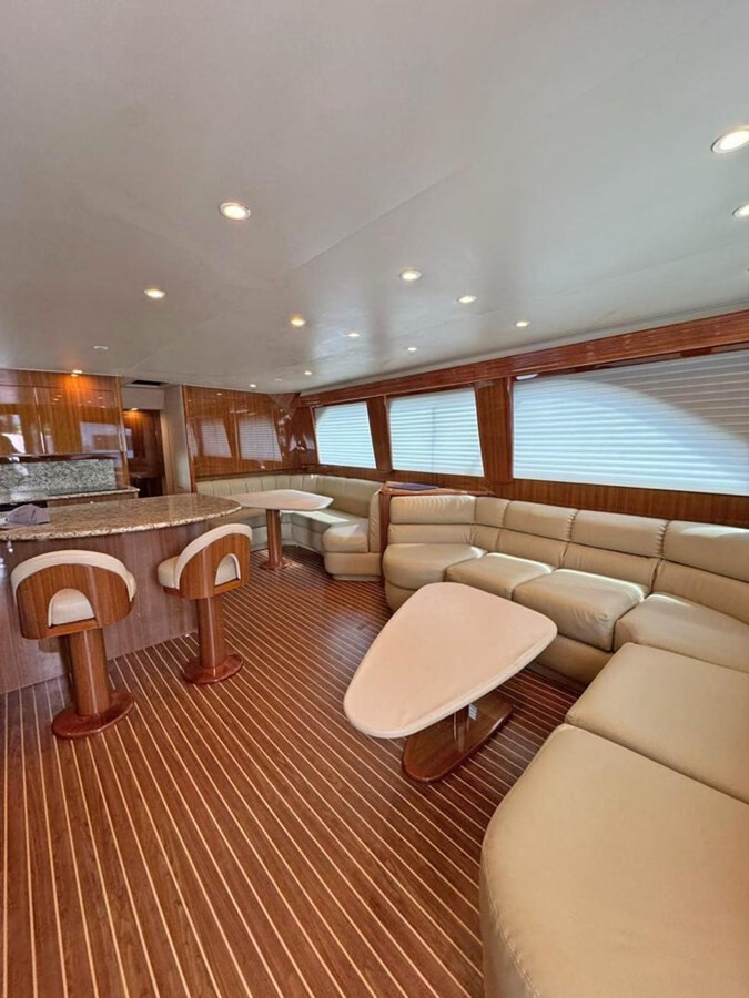 VIKING 68 CONVERTIBLE
