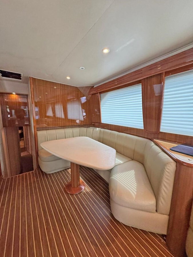 VIKING 68 CONVERTIBLE