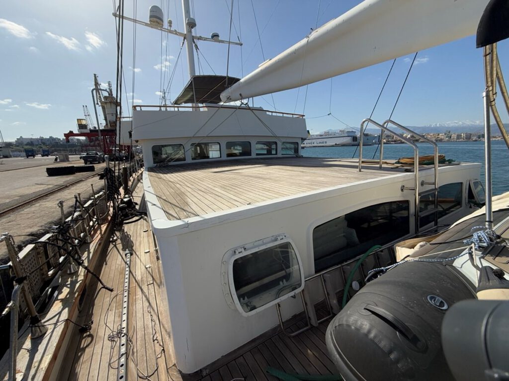 42 M MOTORSAILOR