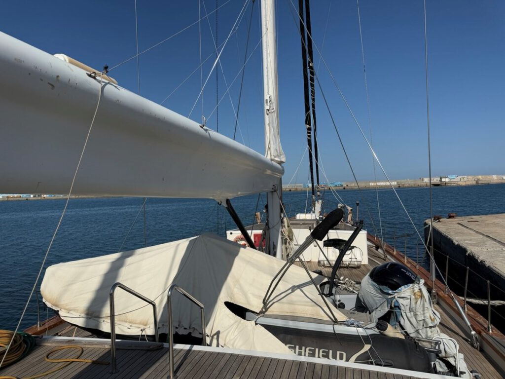 42 M MOTORSAILOR