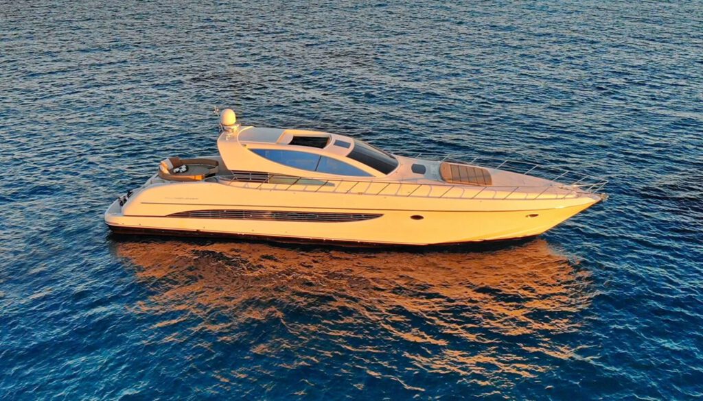RIVA 72′