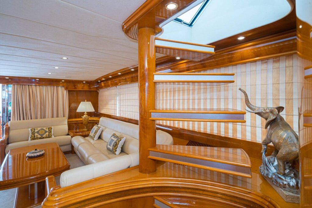 ASTONDOA 82 GLX