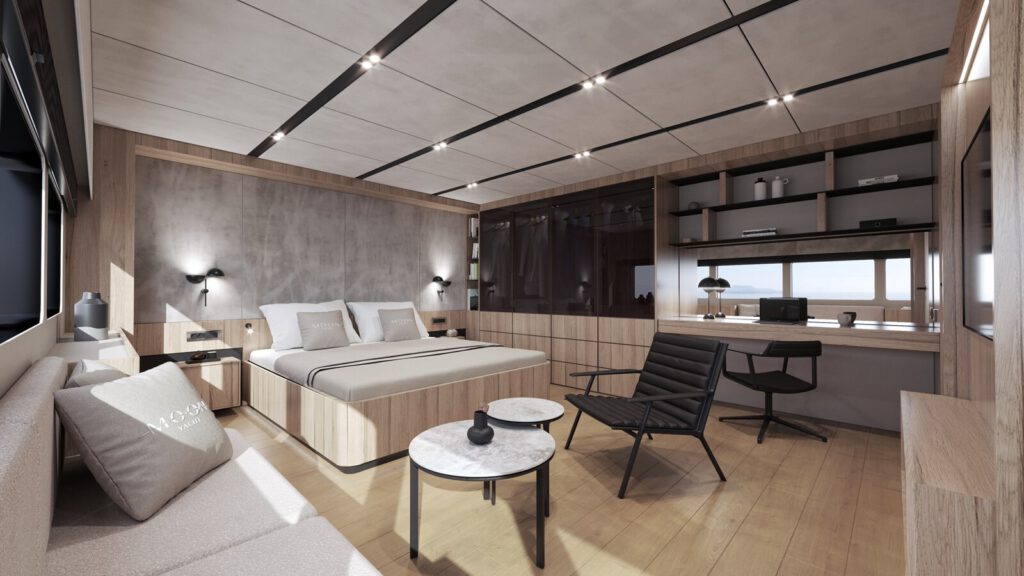 MOON YACHT 100